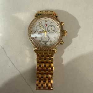 Diamond and yellow gold serein watch